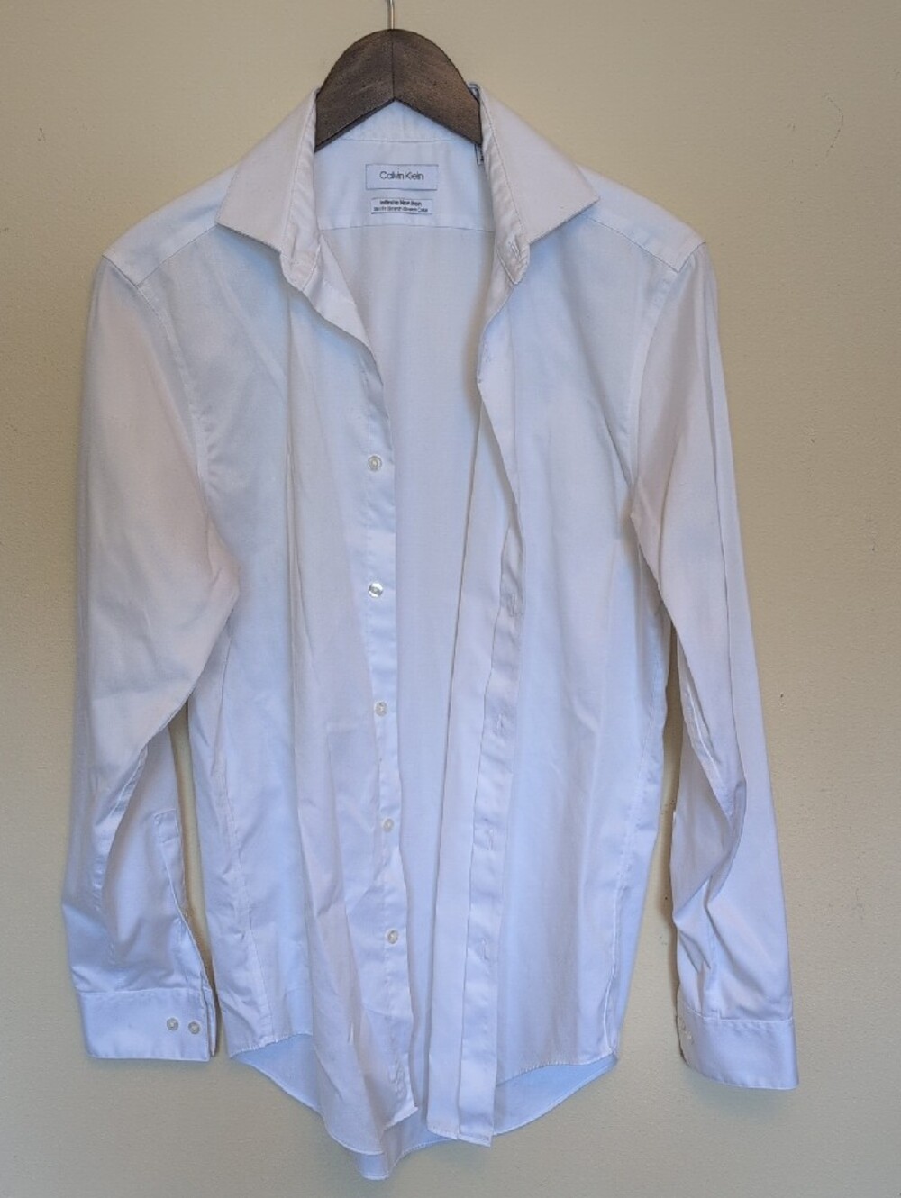 Calvin Klein Men's White Dress Shirt - Slim Fit 15 32/33